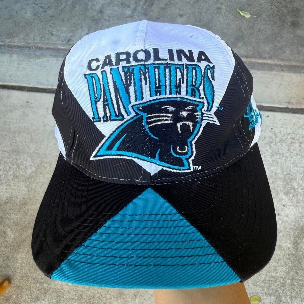 Vintage 90s Carolina Panthers Logo
Athletic Proline NFL SnapBack Hat Rare SPORTS
